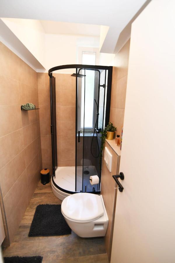 Nicole Apartment Rijeka Eksteriør billede