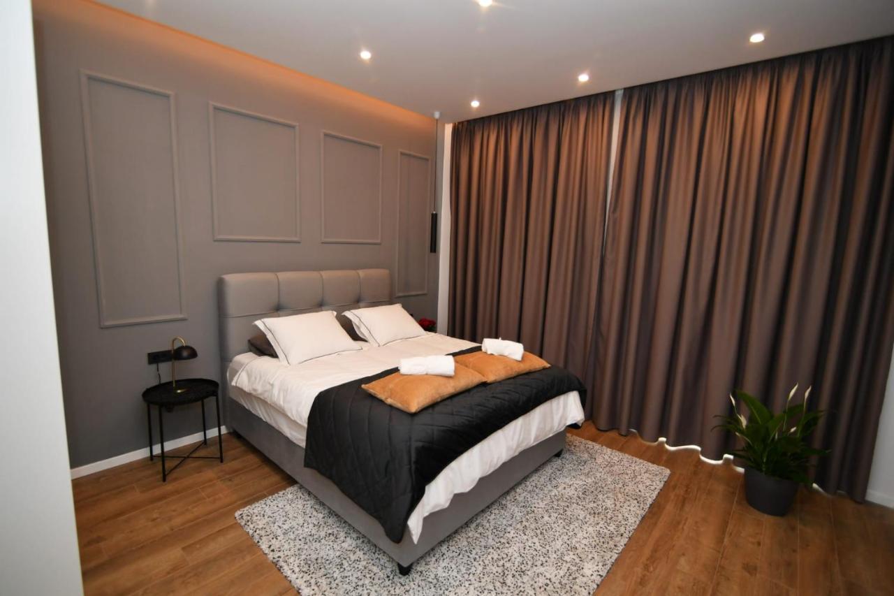 Nicole Apartment Rijeka Eksteriør billede